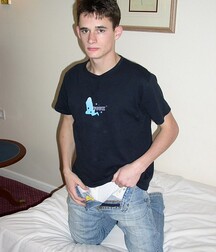Chris, a twink with protruding ears, shows & jerks off boys porn 62b5959ee7d05.jpg