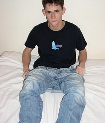 Chris, a twink with protruding ears, shows & jerks off boys porn 62b595a8cec94.jpg