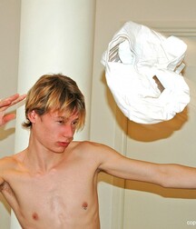 Blond twink porn Avian jerks off on sofa 62b84bbc8fde7.jpg