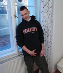 Twink Karim wanks & cums boys porn 62b950e8da844.jpg