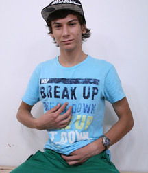 Cute lad Pavel jerks off boys porn 62b952bfe5015.jpg