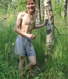 Boys Porn Handsome blond teen Krystof jerks off outdoors 62b97a0bb43d8.jpg