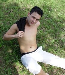 A  21 y.o. guy in a solo session outdoors boys porn 62b97dd05f3d2.jpg