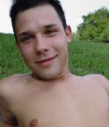 A  21 y.o. guy in a solo session outdoors boys porn 62b97e8b2f782.jpg