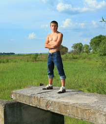 Cute teen boys porn Yura wanks & cums outdoors 62b9bce29d469.jpg