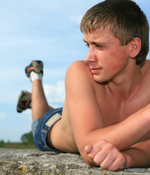 Cute teen boys porn Yura wanks & cums outdoors 62b9bd10ae137.jpg