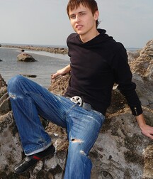 Skinny lad Sevik shows & jerks off outdoors boys porn 62bab7aa9d68b.jpg