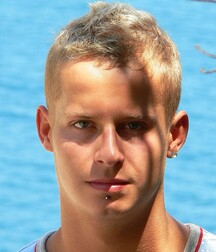 The blond hunk Jano shows & jerks off on the beach 62bac4d7bd2c5.jpg