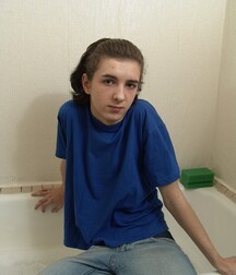 Cute teen Kreck takes a bath in the tub and then boys porn