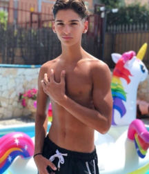 Something for the weekend twink tube cute sexy 629b13c1ad0e9.png