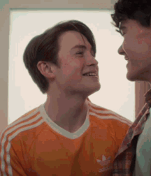 Mix of cute guys 62a15b02da6c1.gif