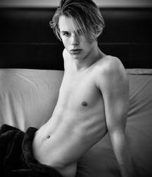 More Arty B+W pix mix gay porn boys 62a640d75ce99.jpeg