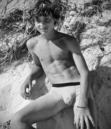 More Arty B+W pix mix gay porn boys 62a640e23e8a8.jpeg