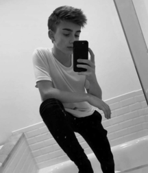 Handsome guys faces super cute twink tube 62b0dfd634e3f.png