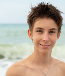 Handsome guys faces super cute twink tube 62b0dfeda1f07.png