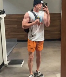 Nathan's Showing Off Gay Cam Boys Porn