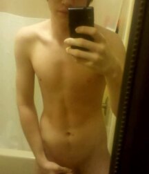 selfi mirror boys flash boost boys porn 62b3b2808096f.jpg