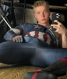Saturday Selection Sexy Twink Gay Porn 629252188ad25.jpg