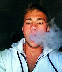 Smoking Twinks Tube Bad boys smoking weed. 62e334c2a6f10.jpg