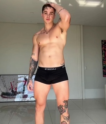 Dnz Cuties and Cocks 62fa4873243e0.jpg