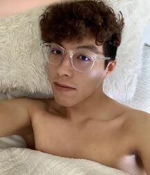 Dnz Cuties and Cocks 62fa48c169e03.jpg