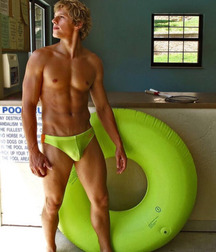 Green Day 594f9c8b246a4.jpg
