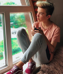 One hot minute twink tube heat 62d1f335d7f6e.png