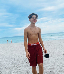One hot minute twink tube heat 62d1f51284949.png
