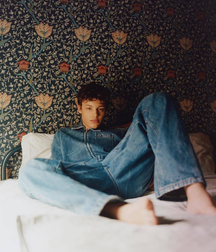 The beautiful people 62e5c9af2b81b.png