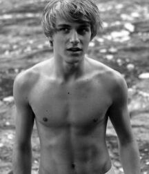 Shirtless Lads Twink Tube Young bodies of slender fit lads 62ed326bdc9c3.jpg