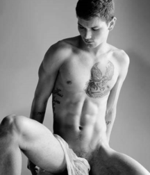 Shirtless Lads Twink Tube Young bodies of slender fit lads 62ed333dbb1b4.png