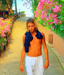 August Boys Twink Tube (Heat Wave) 62ee2a809a125.png
