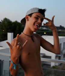 IG Model Santi Nebot Twink Tube Guys 62fcf21a24dca.png