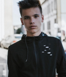 IG Model Santi Nebot Twink Tube Guys 62fcf3250b86b.png