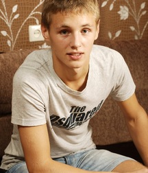 Valeriy - Boy nude 5e3714e2860ce.jpg