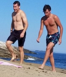 Awesome flip flops feet twink tube 61bc3bc992662.jpg