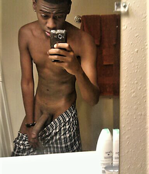 TEENS SELFIES 3 5a37c654a9ba4.png