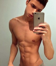 TEENS SELFIES 12 5a4cc45bdb12d.jpg