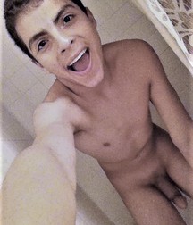 TEENS SELFIES 12 5a4cc469d85db.jpg