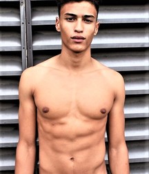 HANDSOME DARK SKINNED TEENS 5aad54ff99ff0.jpg