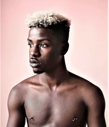 HANDSOME DARK SKINNED TEENS 5aad550b0e65b.jpg