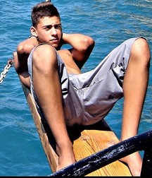 TEENS SHOWING OFF 5aaeafcac687d.jpg