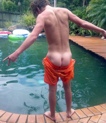 Only Butts 5763acb0aca35.jpg