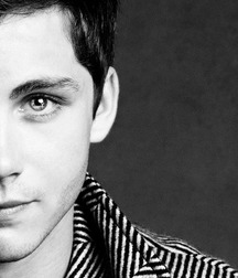 Logan Lerman 56da3f9468447.jpg