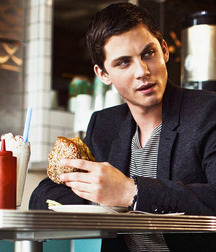 Logan Lerman 56da3fa8e08f0.jpg