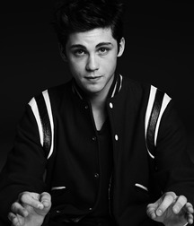 Logan Lerman 56da3fab810f8.jpg