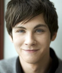 Logan Lerman 56da3fba12426.jpg