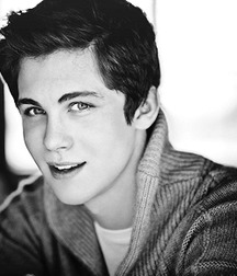 Logan Lerman 56da3fd025304.jpg