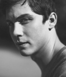 Logan Lerman 56da3fd236bd0.jpg