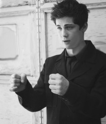 Logan Lerman 56da3fd47c094.jpg